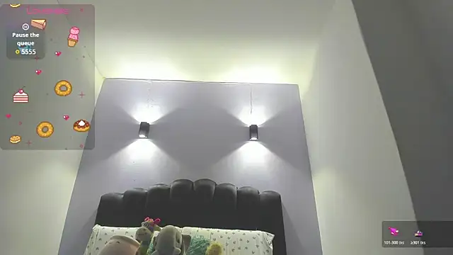 Sofia Clauss  online show from 11-13-25, 04:38