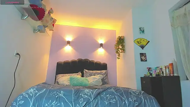 Sofia Clauss  online show from 06-18-26, 05:39