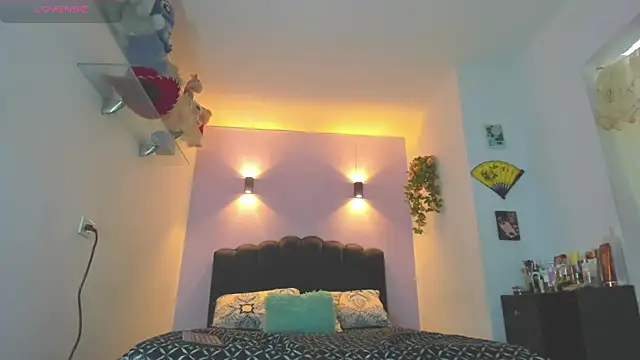 Sofia Clauss  online show from 06-30-26, 05:13