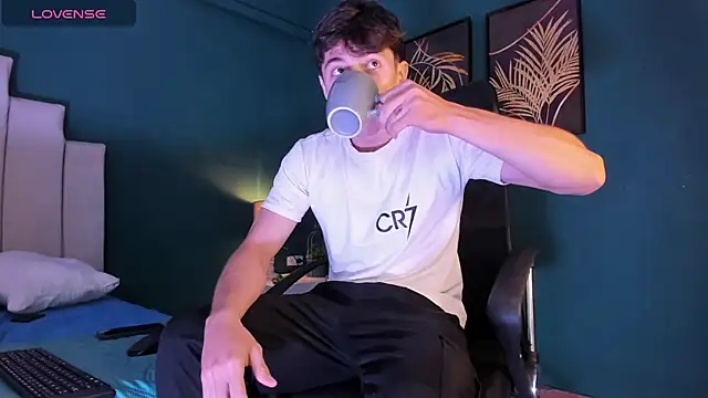 AlessandroDybala online show from 11-20-25, 12:28