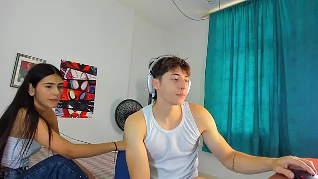 Snapshot of AlessandroDybala chatting on 06-26-26, 12:22 AlessandroDybala online show from 06-26-26, 12:22