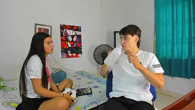 Snapshot of AlessandroDybala chatting on 07-07-26, 12:31 AlessandroDybala online show from 07-07-26, 12:31