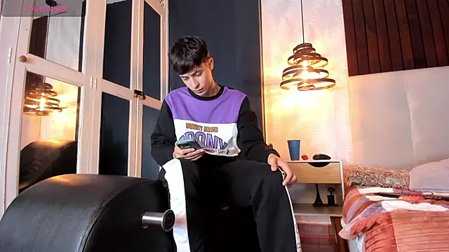 Snapshot of AlessandroDybala chatting on 03-09-25, 11:47 AlessandroDybala online show from 03-09-25, 11:47