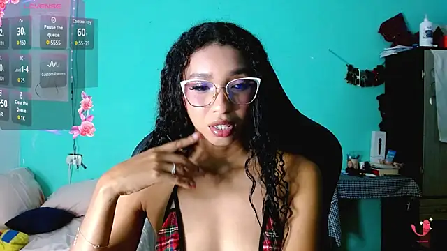 Snapshot of sensitive_brunette chatting on 06-07-26, 12:16 sensitive brunette online show from 06-07-26, 12:16