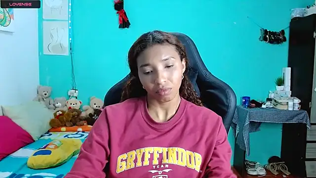 sensitive brunette online show from 01-07-26, 12:15