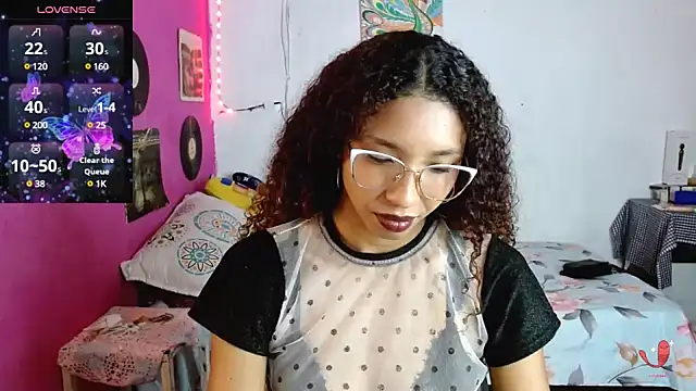 sensitive brunette online show from 02-18-25, 08:03