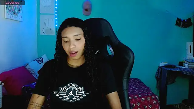 sensitive brunette online show from 03-06-26, 11:44