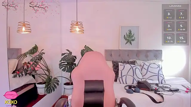 Tom cooper  online show from 11-12-25, 12:09