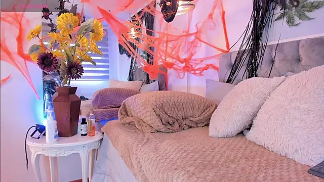 Tom cooper  online show from 10-19-25, 12:41