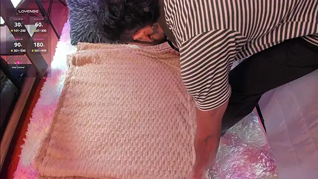 Tom cooper  online show from 10-07-25, 12:50