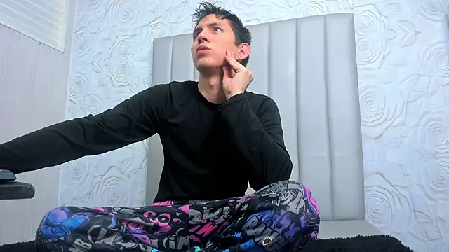 JeanRam18 online show from 02-02-26, 04:39