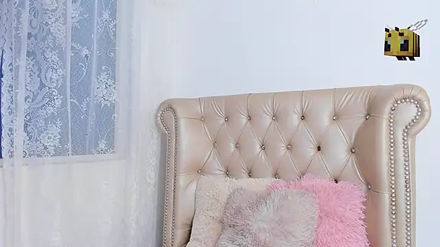 Snapshot of JeanRam18 chatting on 03-13-25, 12:56 JeanRam18 online show from 03-13-25, 12:56