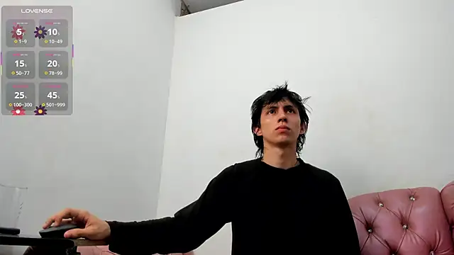 Snapshot of JeanRam18 chatting on 09-19-25, 06:56 JeanRam18 online show from 09-19-25, 06:56