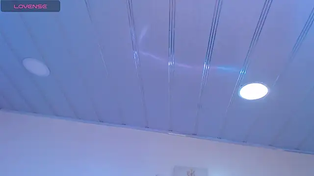 candy lux  online show from 05-26-26, 03:10