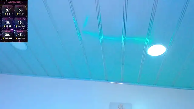 candy lux  online show from 05-20-26, 05:54