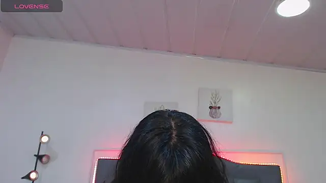 candy lux  online show from 04-10-26, 01:51