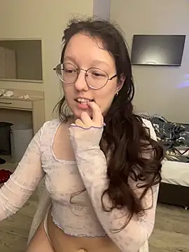 emigooflordXD online show from 11-14-25, 09:02