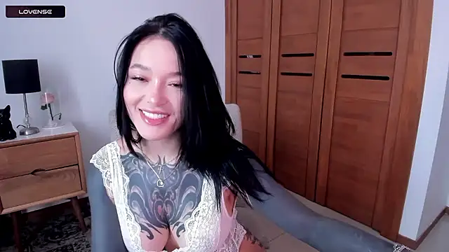 vangie  online show from 01-12-26, 02:13