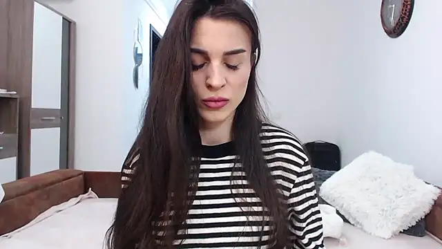 RebecaMur online show from 03-07-25, 05:49