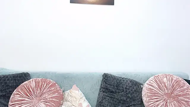 RebecaMur online show from 09-17-25, 05:26