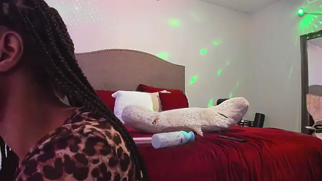 yiauana online show from 01-10-26, 10:16