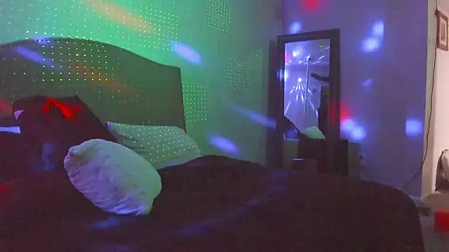 yiauana online show from 03-30-26, 02:57