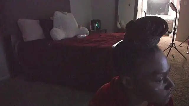 yiauana online show from 02-03-26, 01:05