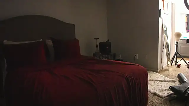 yiauana online show from 12-05-25, 11:09