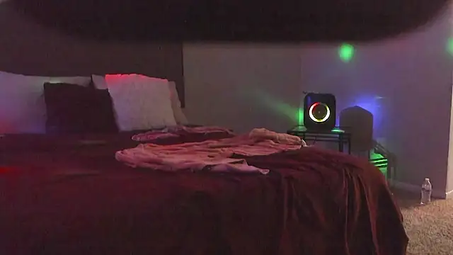 yiauana online show from 02-24-26, 12:44