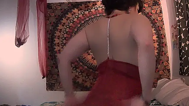 HeyyImHarlowe online show from 02-12-26, 04:56