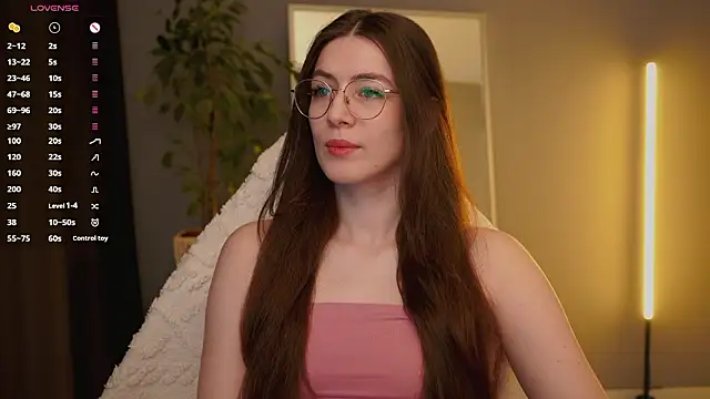 Ester Hill online show from 02-19-26, 02:52