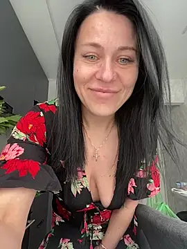 CuteNata online show from 05-20-26, 11:07