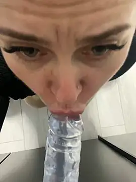 Snapshot of CuteNata chatting on 02-07-25, 02:58 CuteNata online show from 02-07-25, 02:58