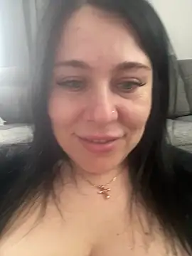 Snapshot of CuteNata chatting on 03-17-25, 11:31 CuteNata online show from 03-17-25, 11:31