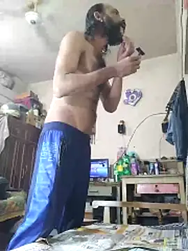 Snapshot of BadBoySmoker7070 chatting on 05-14-26, 05:48 BadBoySmoker7070 online show from 05-14-26, 05:48