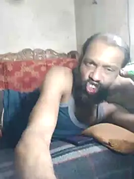 Snapshot of BadBoySmoker7070 chatting on 05-05-26, 10:35 BadBoySmoker7070 online show from 05-05-26, 10:35