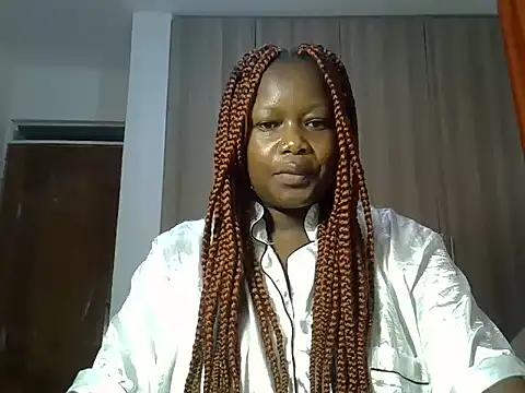 Snapshot of freaky_juicy chatting on 10-17-25, 06:06 freaky juicy online show from 10-17-25, 06:06