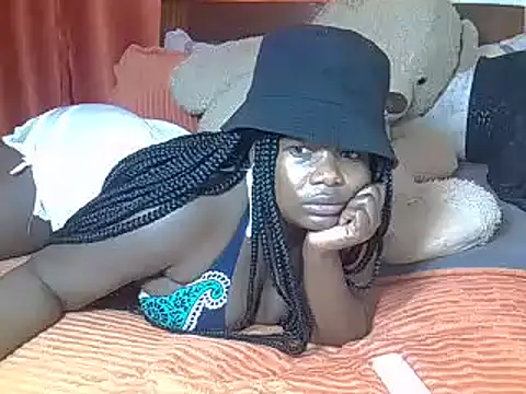 Snapshot of freaky_juicy chatting on 03-08-25, 10:22 freaky juicy online show from 03-08-25, 10:22