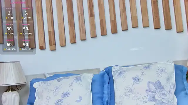 EmilyColle  online show from 11-21-25, 07:46