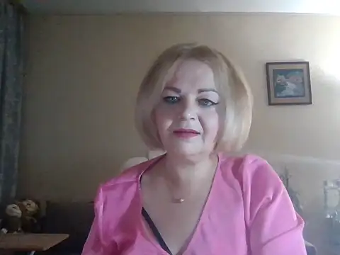 Snapshot of SofiyaPetrova chatting on 10-21-25, 03:33 SofiyaPetrova online show from 10-21-25, 03:33