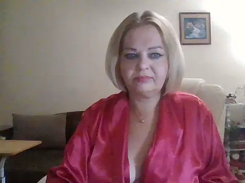 Snapshot of SofiyaPetrova chatting on 09-25-25, 08:04 SofiyaPetrova online show from 09-25-25, 08:04