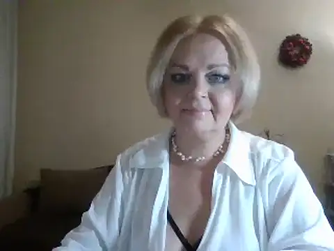 Snapshot of SofiyaPetrova chatting on 03-11-25, 04:51 SofiyaPetrova online show from 03-11-25, 04:51