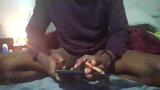 razzynolight online show from 12-19-25, 03:10