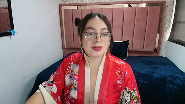 MiaWils  online show from 05-20-26, 06:49