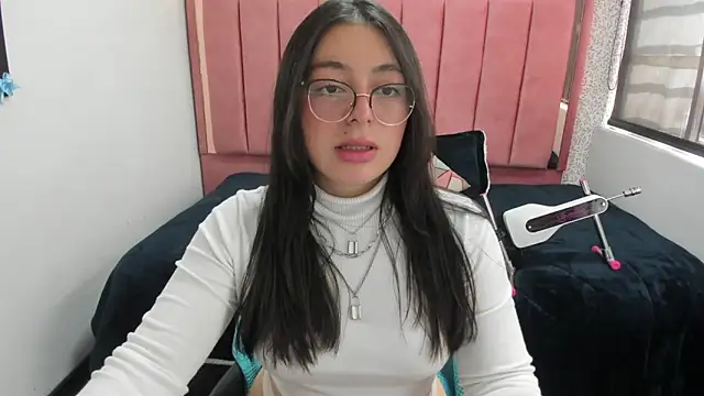 Snapshot of MiaWils_ chatting on 06-03-26, 02:33 MiaWils online show from 06-03-26, 02:33
