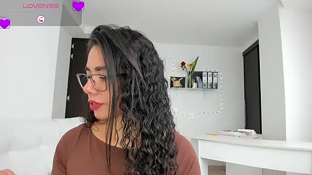 Snapshot of susana_monroy chatting on 02-24-26, 06:20 susana monroy online show from 02-24-26, 06:20