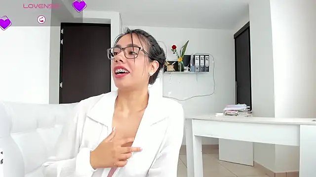 Snapshot of susana_monroy chatting on 03-11-26, 06:35 susana monroy online show from 03-11-26, 06:35