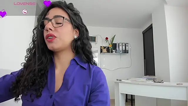 Snapshot of susana_monroy chatting on 03-14-26, 06:36 susana monroy online show from 03-14-26, 06:36