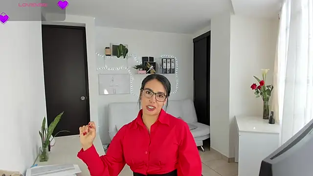 Snapshot of susana_monroy chatting on 06-05-26, 07:30 susana monroy online show from 06-05-26, 07:30
