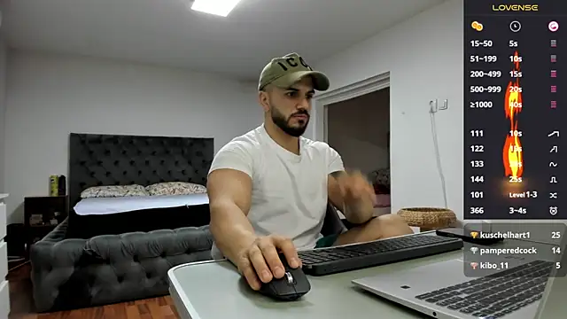 supermanboy94 online show from 04-01-26, 06:26